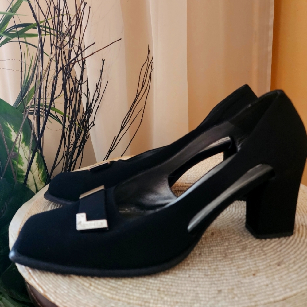 Nando Muzi classy vintage black  fabric shoes, in good condition.size 41 USA10,5